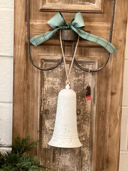 Winter White Bell - iron