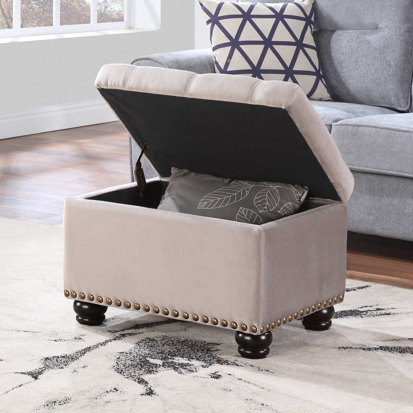 Convenience Concepts Designs4Comfort 5th Avenue Storage Ottoman