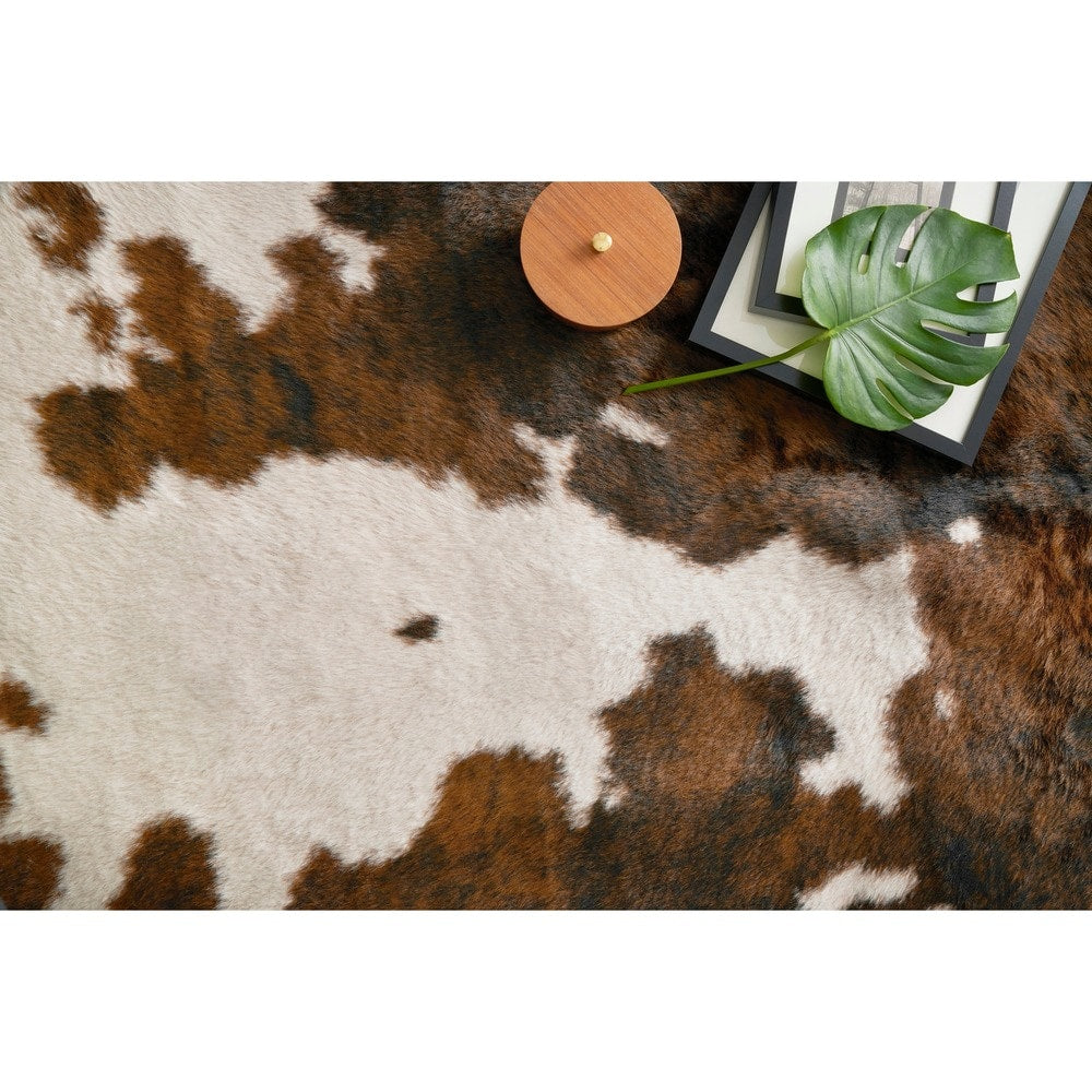 Alexander Home Yosemite Faux Cowhide Area Rug