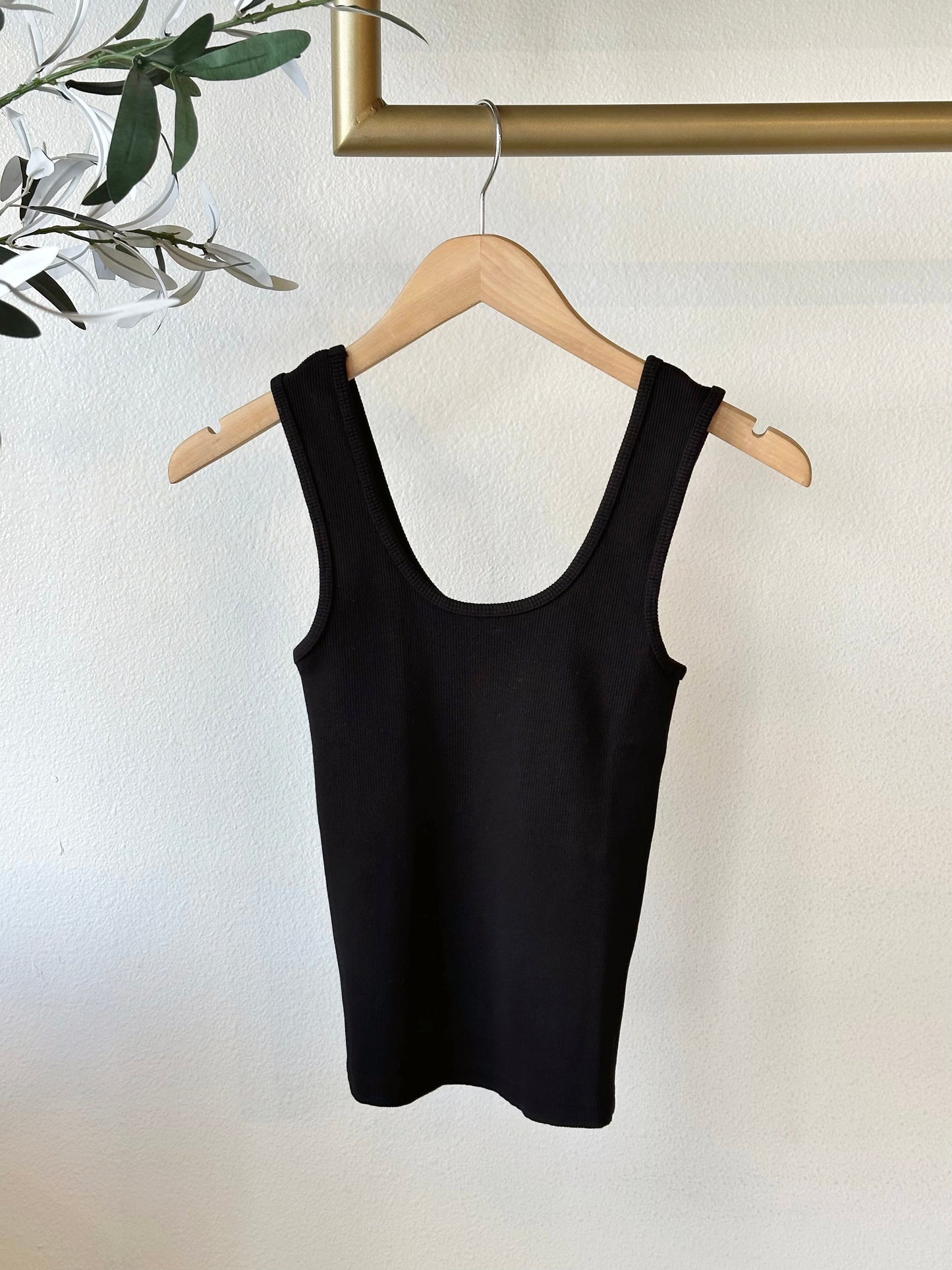 Donni Rib Scoop Tank