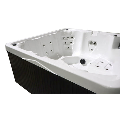 Home and Garden Spas- 6 Person 29 Jet Spa with Lounger.