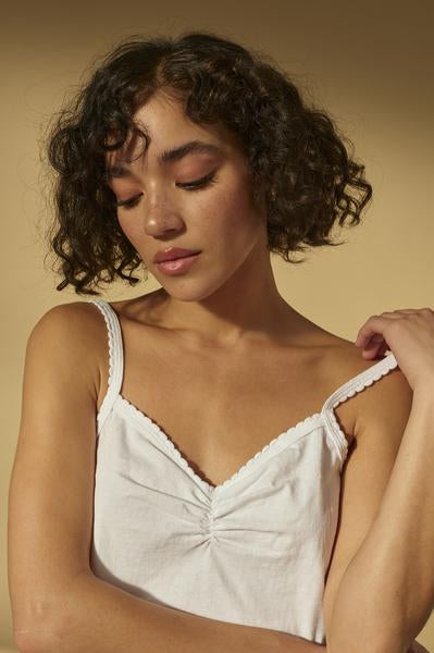 AMO Scallop Knit Cami